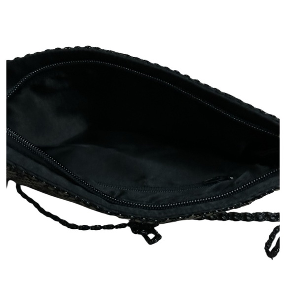 Vintage Black Mesh Metal Evening Bag – Lips Print | Clutch/Crossbody/Shoulder - Picture 4 of 4